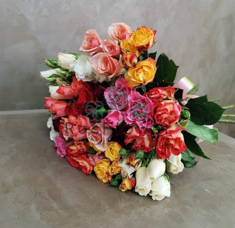 Букет цветов из: Розы в Новом Ургале