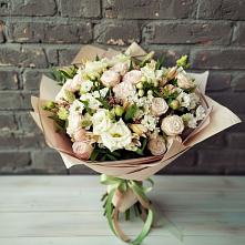 Букет цветов из:  Альстромерии, Розы и Хризантемы в Новом Ургале
