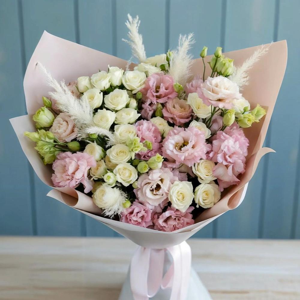 Букет цветов из: Альстромерии и Розы в Новом Ургале