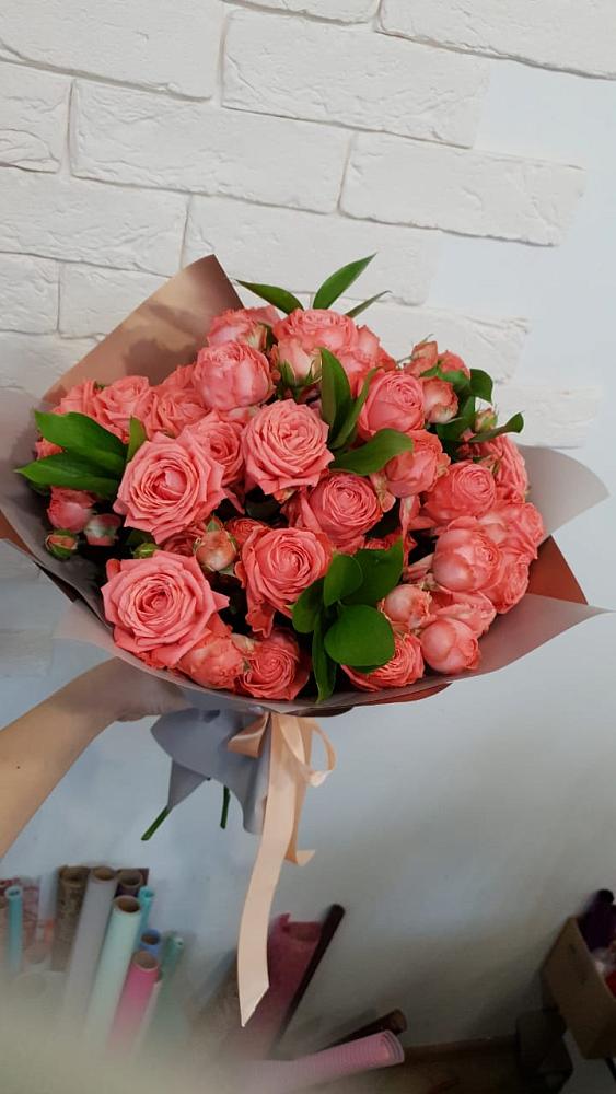 Букет цветов из: Розы в Новом Ургале