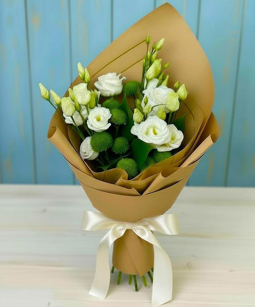 Букет цветов из: Хризантемы и Лизиантусы в Новом Ургале