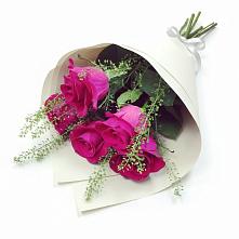 Букет цветов из:  Розы в Новом Ургале