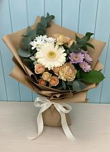 Букет цветов из:  Герберы и Хризантемы в Новом Ургале