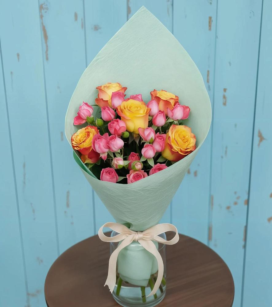 Букет цветов из: Розы в Новом Ургале