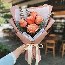 Букет цветов из:  Розы в Новом Ургале