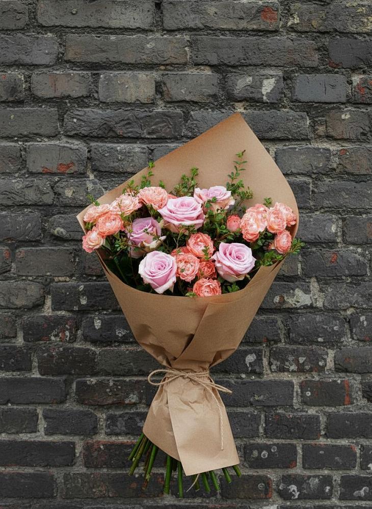 Букет цветов из: Розы в Новом Ургале