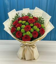 Букет цветов из:  Розы и Хризантемы в Новом Ургале