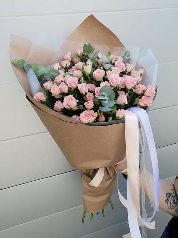Букет цветов из: Розы в Новом Ургале